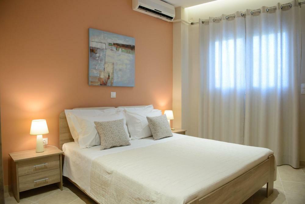 Beautiful House In Alimos Near To The Beach And Metro Atene Esterno foto